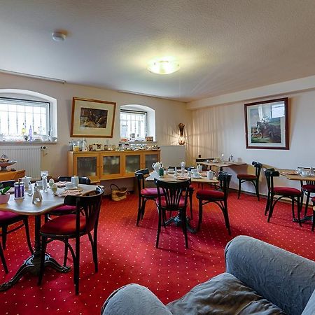 Hotel Dallgow ภายนอก รูปภาพ