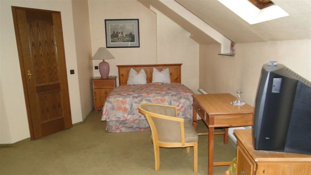 Hotel Dallgow ภายนอก รูปภาพ