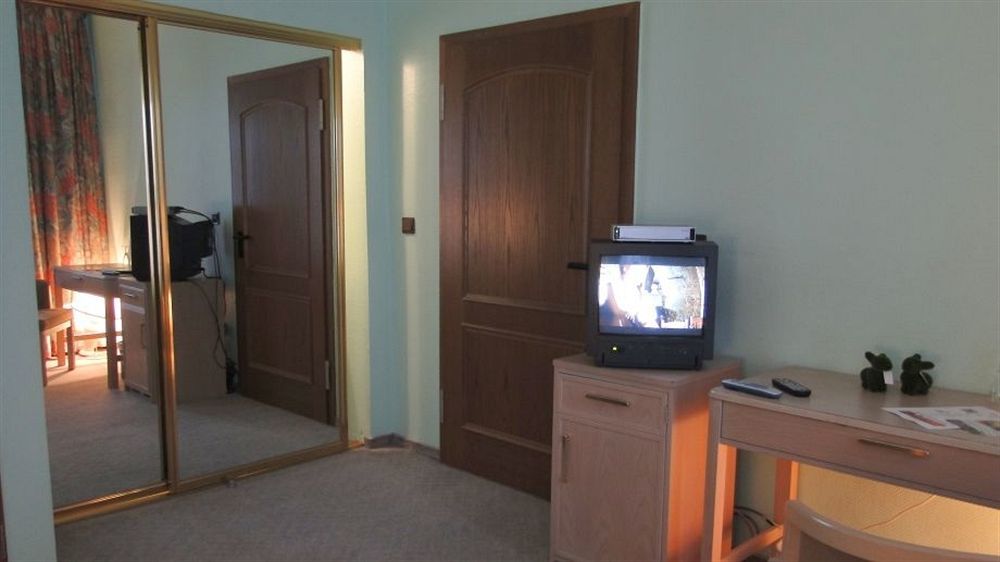 Hotel Dallgow ภายนอก รูปภาพ